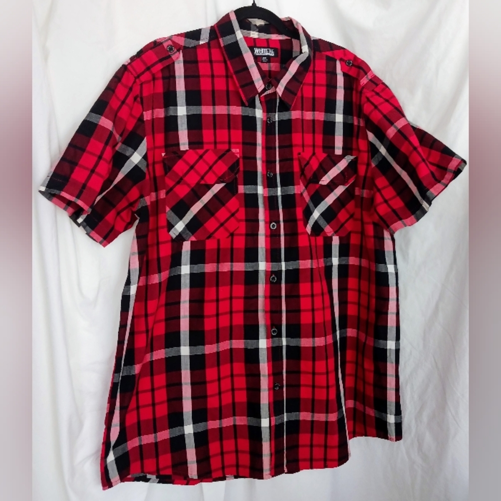 Vintage WhiteTag Chekered Button down Shirt Size XXL